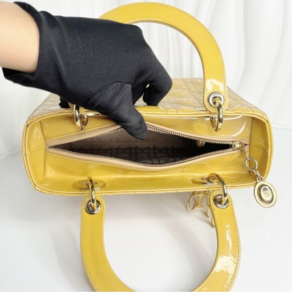 Christian Dior Medium Lady Dior - Picture 7 of 7